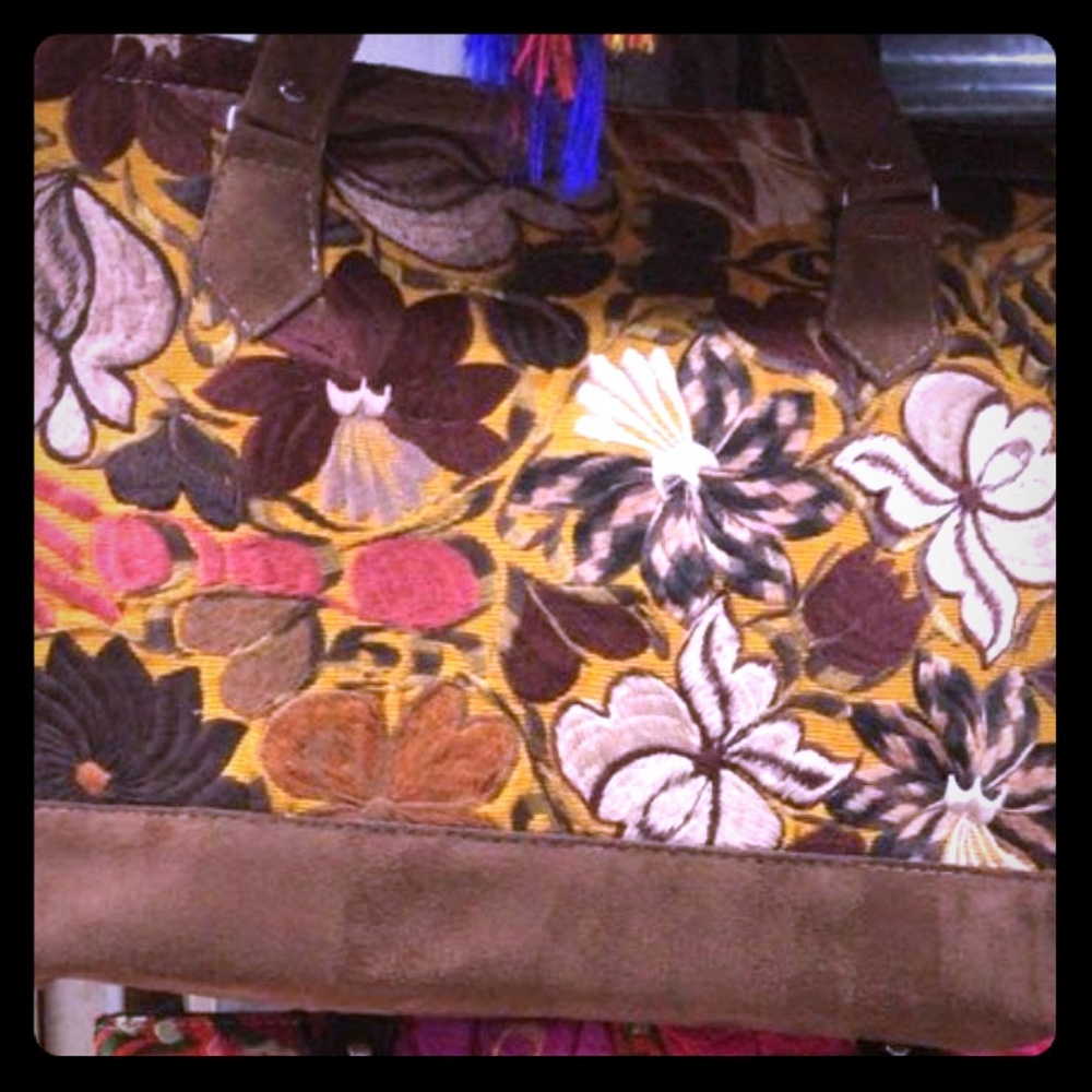 Tote bag